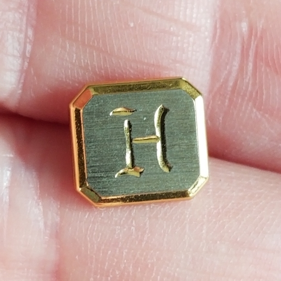 Relisted - Vintage letter H tie pin tack tac monogram initial gold silver - Picture 6 of 14